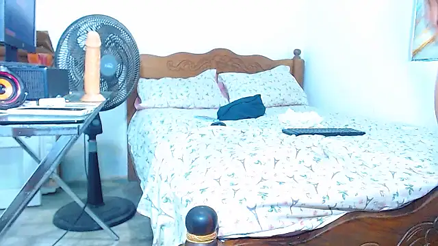 Snapshot of cositarrica_xxx chatting on 16, 1, 2026 cositarrica xxx online show from 16, 1, 2026