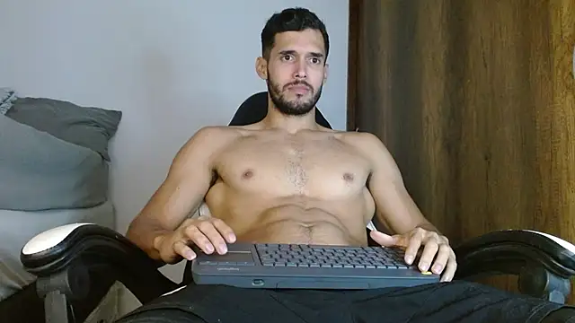 Noah jhonsonn online show from 13, 1, 2025