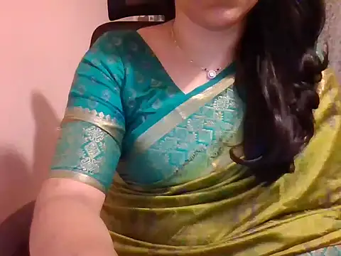 Snapshot of Pinky_4 chatting on 15, 12, 2024 Pinky 4 online show from 15, 12, 2024