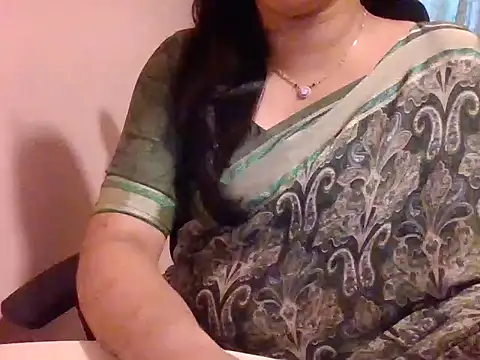 Snapshot of Pinky_4 chatting on 8, 2, 2025 Pinky 4 online show from 8, 2, 2025