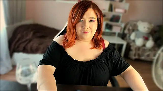 Vi-Vixen online show from 15, 9, 2025