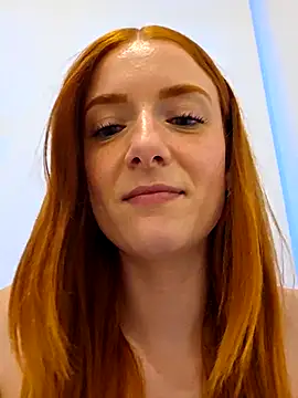 Snapshot of Evelyn_Jade chatting on 13, 9, 2025 Evelyn Jade online show from 13, 9, 2025
