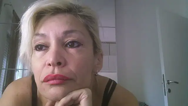 Snapshot of EvaaMina chatting on 29, 9, 2025 EvaaMina online show from 29, 9, 2025