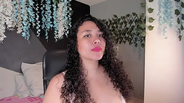 Snapshot of alixon_fiore5 chatting on 28, 2, 2026 alixon fiore5 online show from 28, 2, 2026