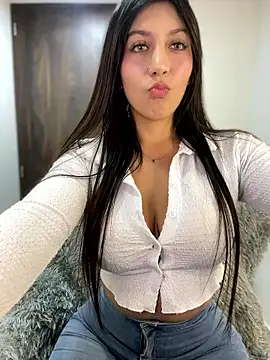 MiaJones21 online show from 17, 1, 2026