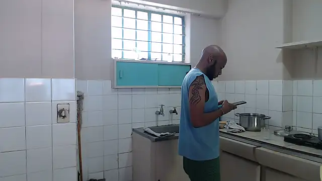 eatxaxa online show from 8, 3, 2025