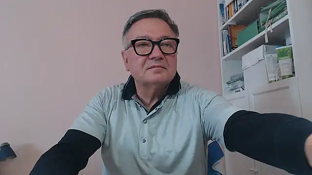 YOU6me online show from 25, 5, 2026