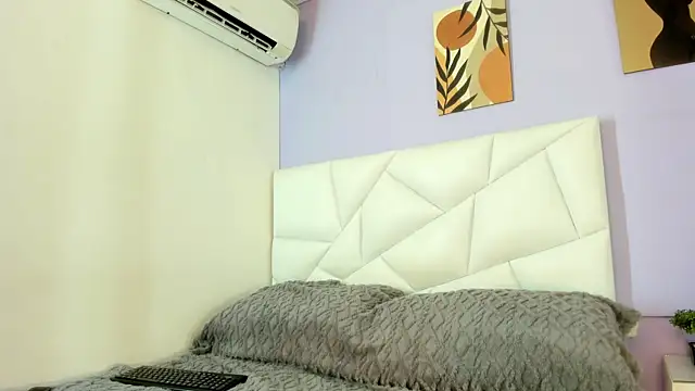 Snapshot of lissetlong69 chatting on 11, 1, 2025 lissetlong69 online show from 11, 1, 2025