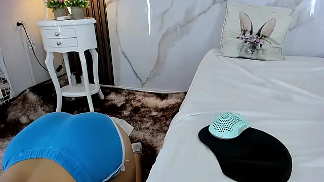 hannahill69 online show from 27, 12, 2024