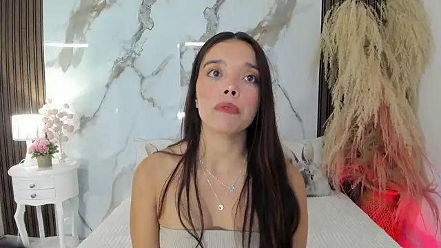 Snapshot of hannahill69 chatting on 12, 11, 2025 hannahill69 online show from 12, 11, 2025