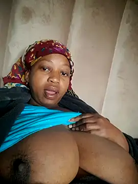 Snapshot of winterqueenx chatting on 18, 6, 2026 winterqueenx online show from 18, 6, 2026