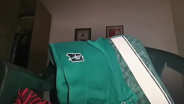 Snapshot of Lucas1andOnly4Girl chatting on 21, 12, 2025 Lucas1andOnly4Girl online show from 21, 12, 2025