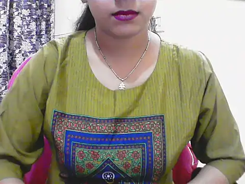 LovingPihu online show from 5, 5, 2026