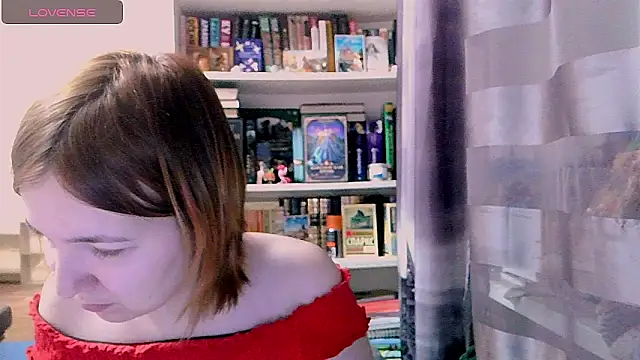 Snapshot of BrattyFoxyGirl chatting on 20, 1, 2025 BrattyFoxyGirl online show from 20, 1, 2025