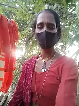 Snapshot of Mohni_Das chatting on 2, 12, 2024 Mohni Das online show from 2, 12, 2024