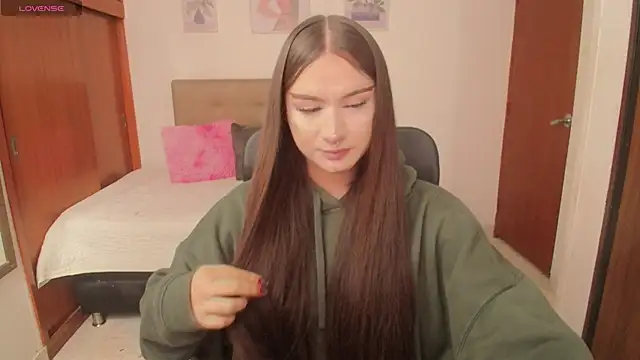 Miley Baker online show from 24, 10, 2025