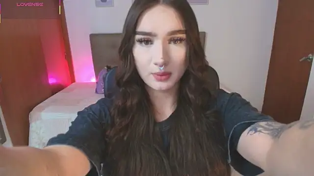 Miley Baker online show from 30, 4, 2026