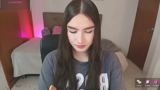 Miley Baker online show from 25, 6, 2026