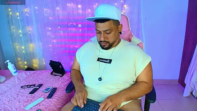 jacoob woods online show from 28, 2, 2025