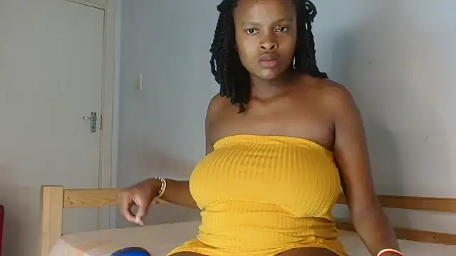 BlondQ2003 online show from 19, 9, 2025