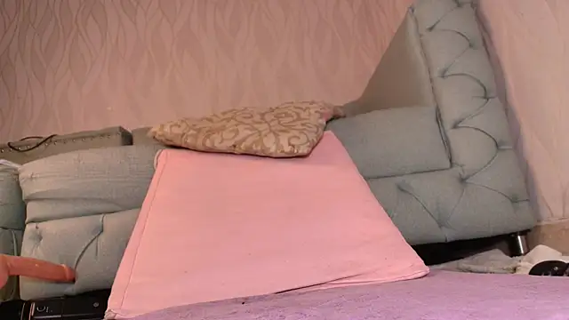 lay navas online show from 4, 2, 2025