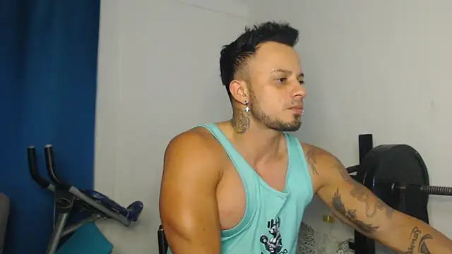 Snapshot of JacobJamess chatting on 11, 11, 2025 JacobJamess online show from 11, 11, 2025