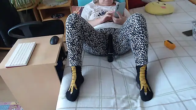 Margaret-milf online show from 9, 1, 2026