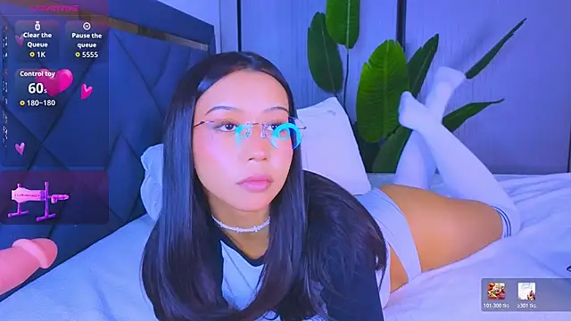 Mia Tin online show from 13, 5, 2026