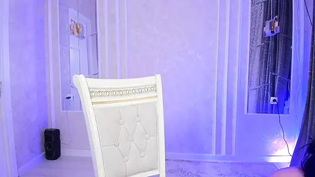 Snapshot of Li_baby chatting on 18, 10, 2025 Li baby online show from 18, 10, 2025