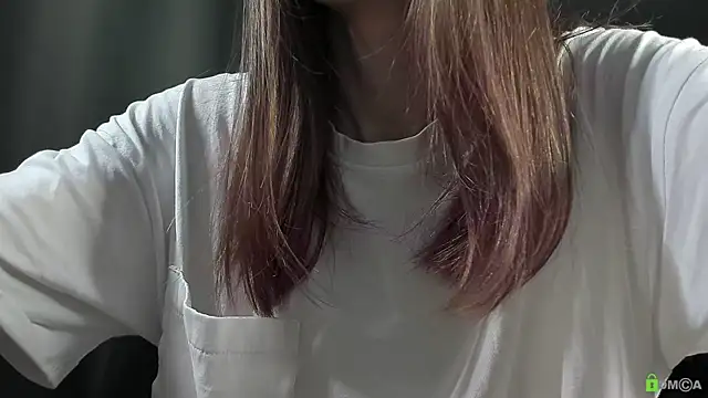 Courtney Luv online show from 11, 1, 2026