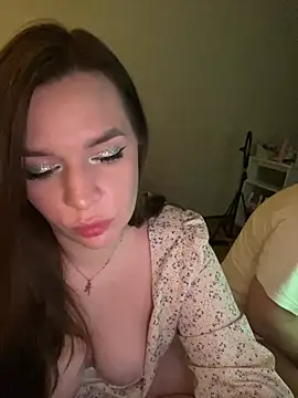 Snapshot of HellMoor chatting on 6, 2, 2025 HellMoor online show from 6, 2, 2025