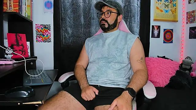 Snapshot of johnnyalx chatting on 5, 3, 2025 johnnyalx online show from 5, 3, 2025