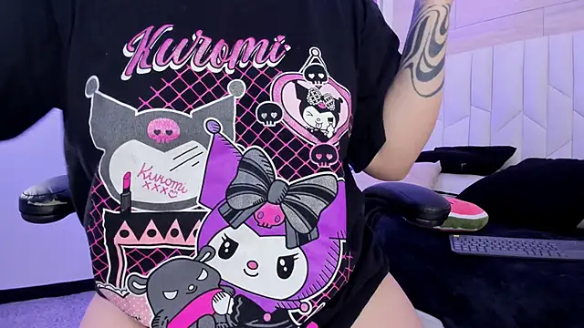 Snapshot of io_chie_ chatting on 16, 9, 2025 io chie online show from 16, 9, 2025