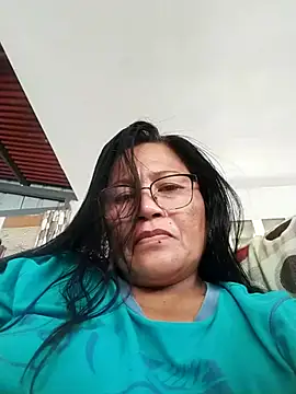 Snapshot of sizzling_babe chatting on 27, 10, 2025 sizzling babe online show from 27, 10, 2025