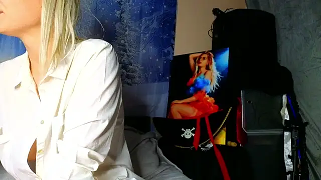 Snapshot of KittyMia chatting on 4, 2, 2026 KittyMia online show from 4, 2, 2026