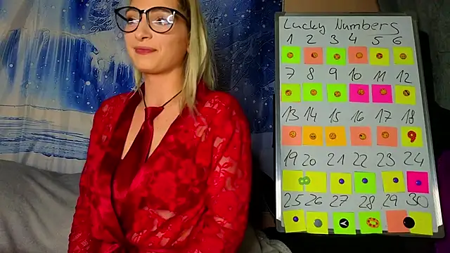 Snapshot of KittyMia chatting on 9, 2, 2026 KittyMia online show from 9, 2, 2026