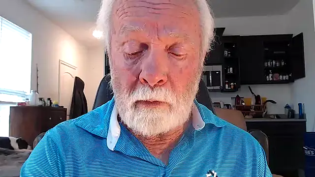 Snapshot of rockpoint69 chatting on 10, 12, 2024 rockpoint69 online show from 10, 12, 2024