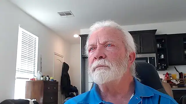 Snapshot of rockpoint69 chatting on 10, 12, 2024 rockpoint69 online show from 10, 12, 2024