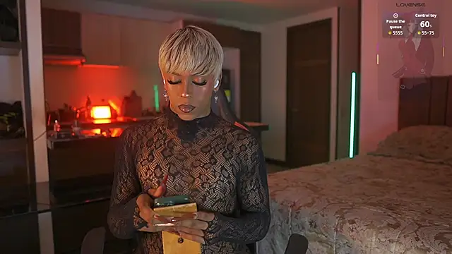 Snapshot of AmberRaus chatting on 1, 11, 2025 AmberRaus online show from 1, 11, 2025