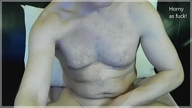 Snapshot of slickshavedballs chatting on 12, 4, 2026 slickshavedballs online show from 12, 4, 2026