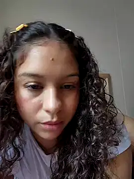 Snapshot of Shara_dreams chatting on 16, 12, 2024 Shara dreams online show from 16, 12, 2024