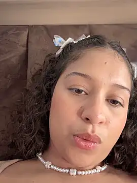 Snapshot of Shara_dreams chatting on 11, 3, 2025 Shara dreams online show from 11, 3, 2025