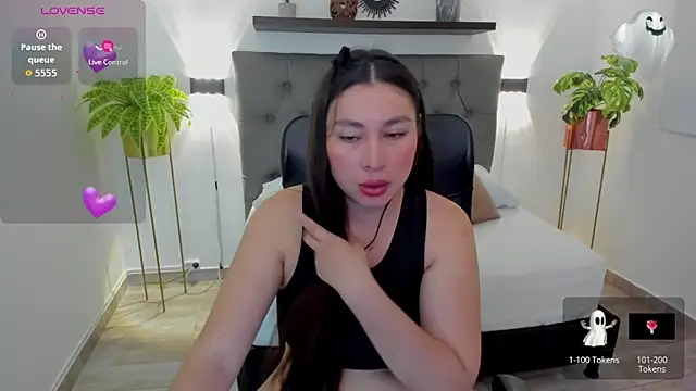 Snapshot of bella_99_ chatting on 12, 3, 2026 bella 99 online show from 12, 3, 2026