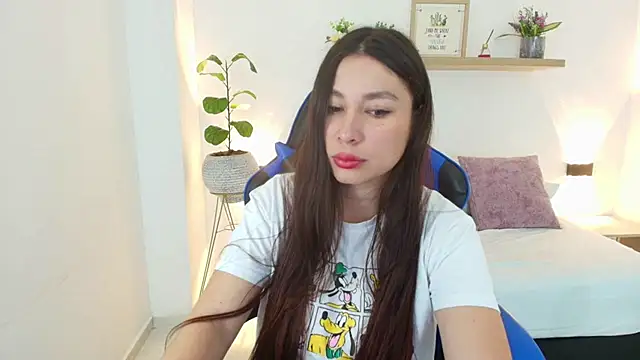 Snapshot of bella_99_ chatting on 2, 5, 2026 bella 99 online show from 2, 5, 2026