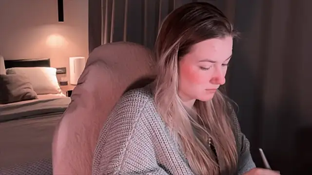 Snapshot of elinanortas chatting on 29, 11, 2025 elinanortas online show from 29, 11, 2025