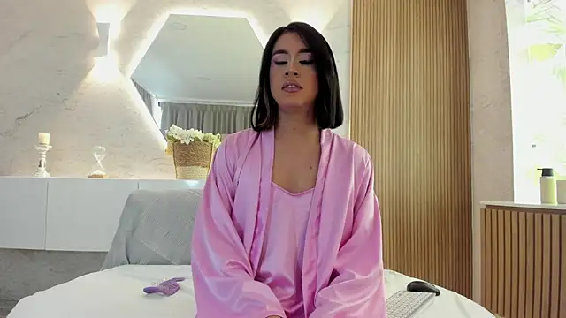 Snapshot of Scarleett_22 chatting on 4, 10, 2025 Scarleett 22 online show from 4, 10, 2025