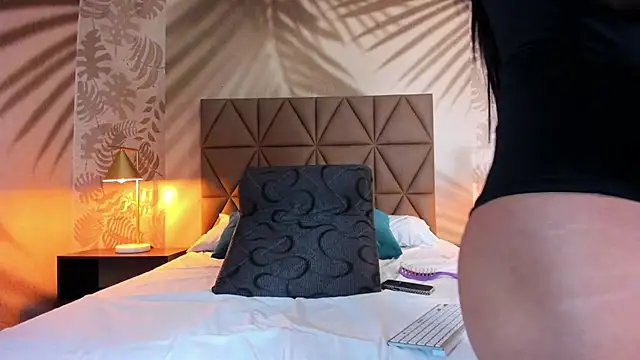 Snapshot of Scarleett_22 chatting on 11, 11, 2025 Scarleett 22 online show from 11, 11, 2025