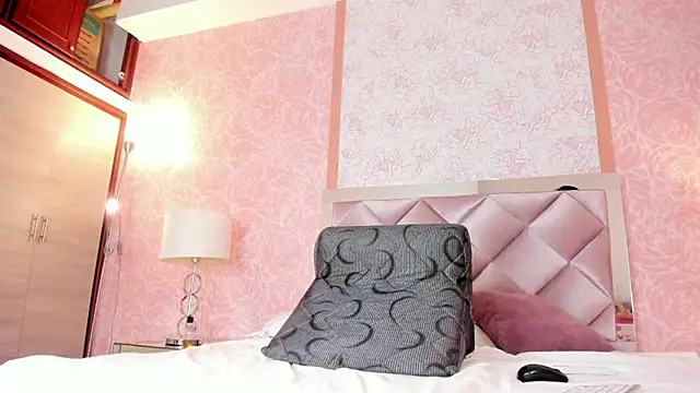 Snapshot of Scarleett_22 chatting on 28, 11, 2025 Scarleett 22 online show from 28, 11, 2025