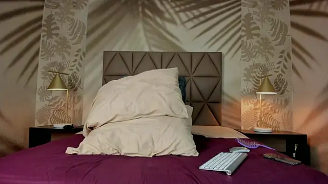 Snapshot of Scarleett_22 chatting on 13, 2, 2026 Scarleett 22 online show from 13, 2, 2026