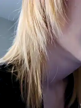 AmethystFoxx online show from 10, 1, 2025